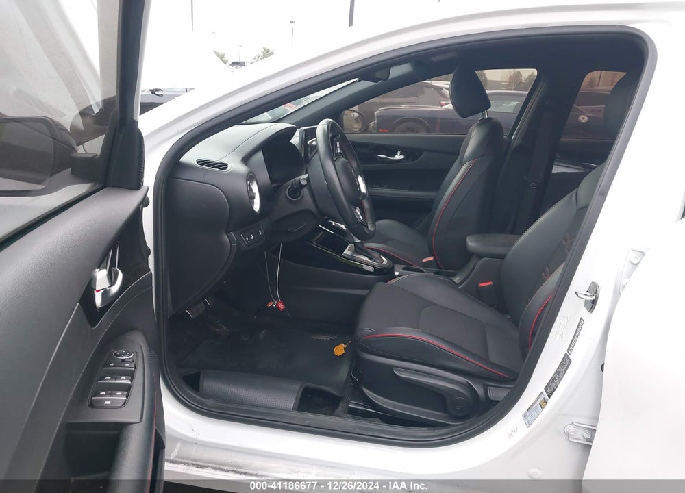 2022 KIA FORTE GT VIN: 3KPF44AC7NE457272