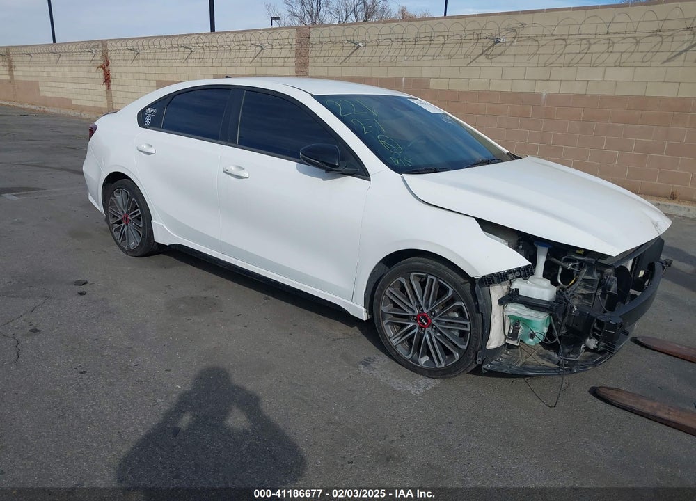 2022 KIA FORTE GT VIN: 3KPF44AC7NE457272