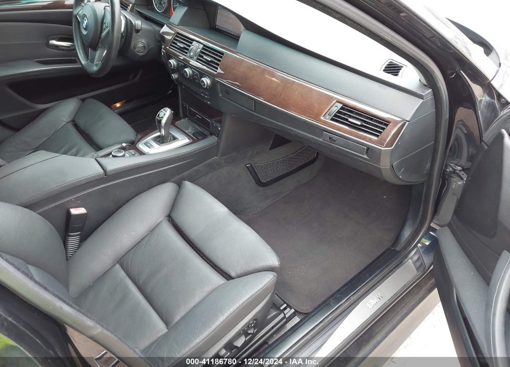 2009 BMW 550I VIN: WBANW53539CT55813