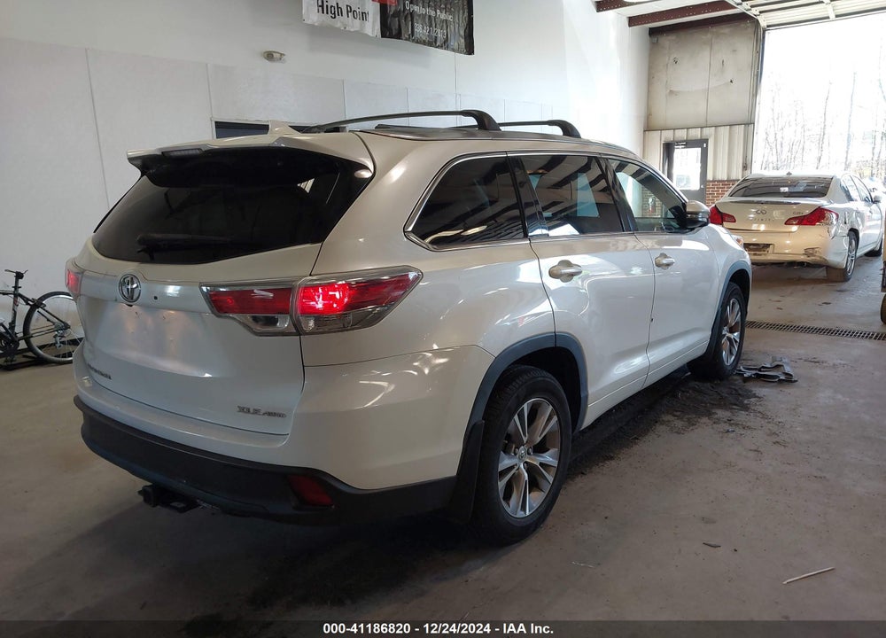 2014 TOYOTA HIGHLANDER VIN: 5TDJKRFH0ES005235