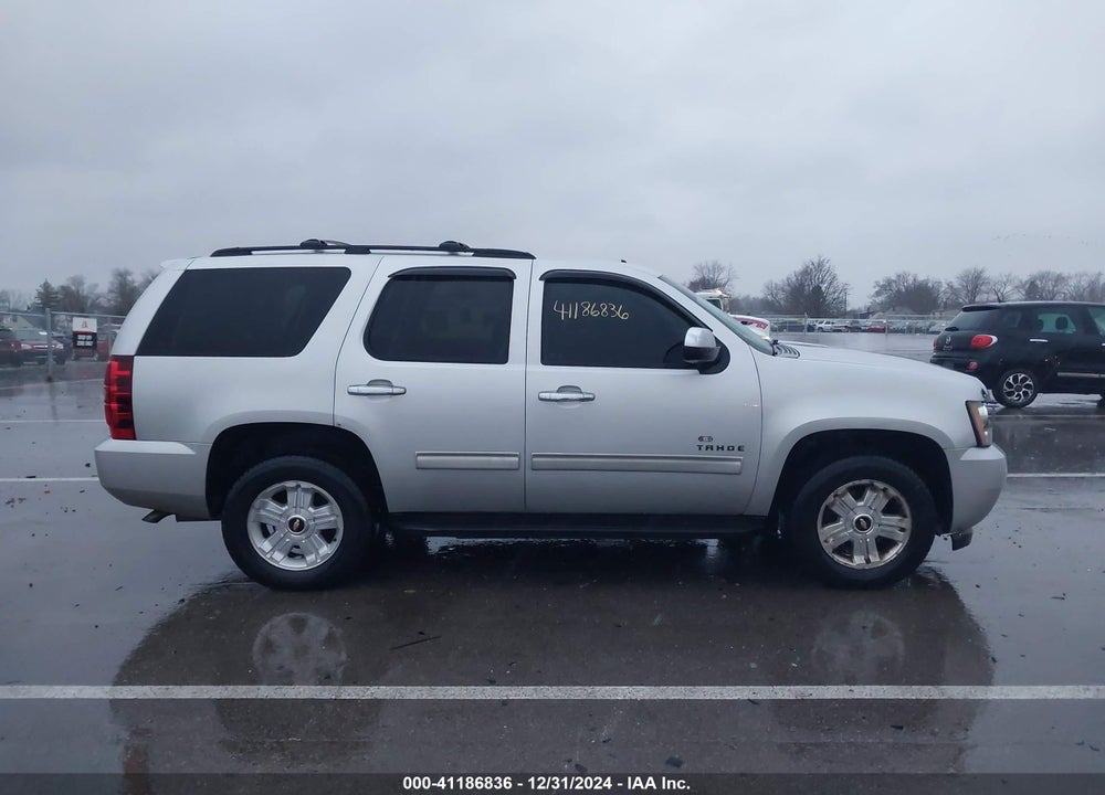 2010 CHEVROLET TAHOE LT VIN: 1GNUKBE03AR263104