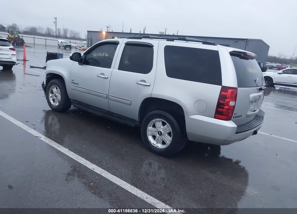 2010 CHEVROLET TAHOE LT VIN: 1GNUKBE03AR263104