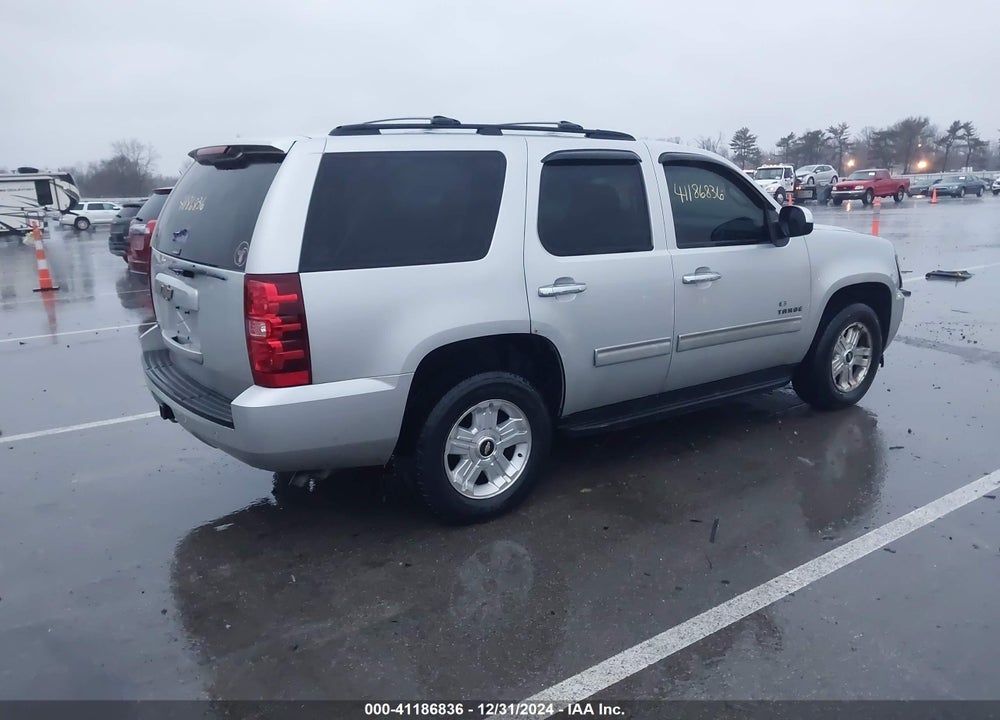 2010 CHEVROLET TAHOE LT VIN: 1GNUKBE03AR263104