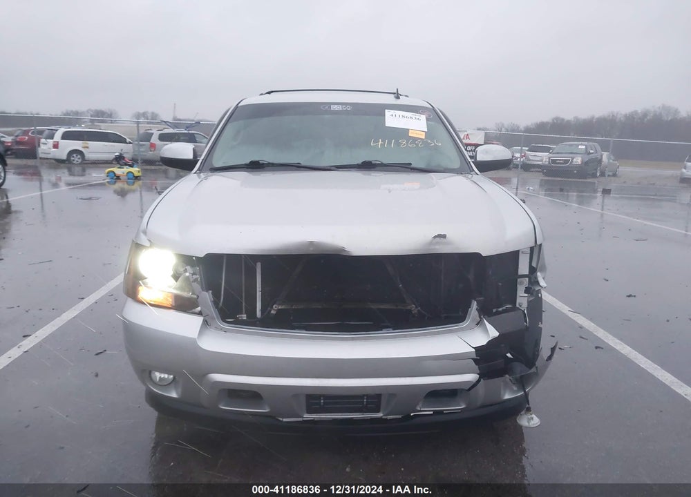 2010 CHEVROLET TAHOE LT VIN: 1GNUKBE03AR263104