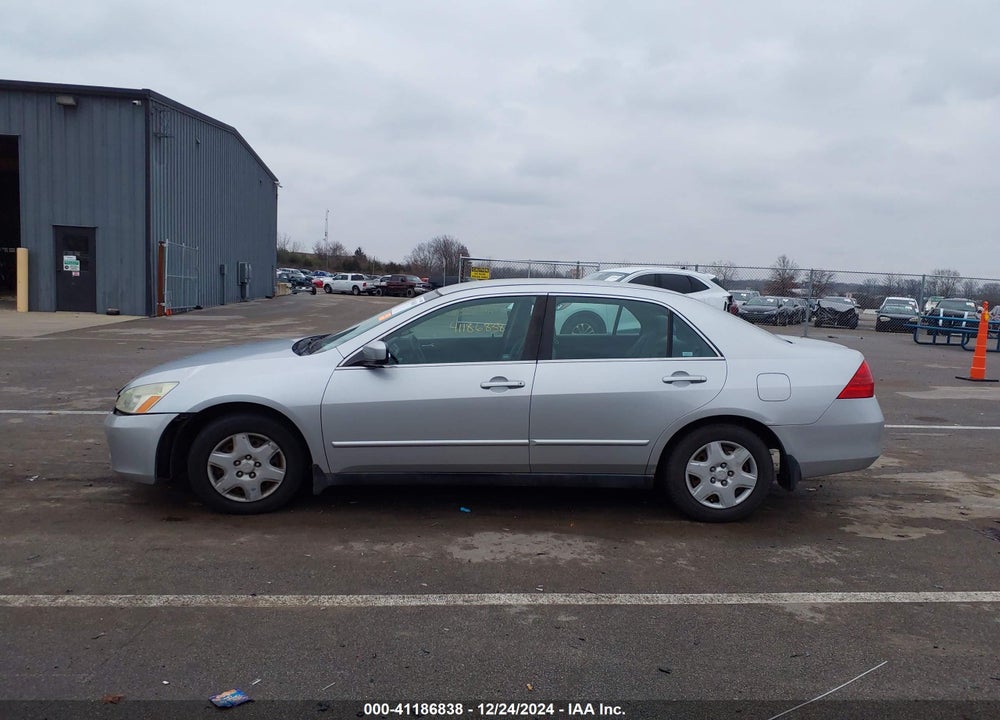 2007 HONDA ACCORD 2.4 LX VIN: 1HGCM56447A061799