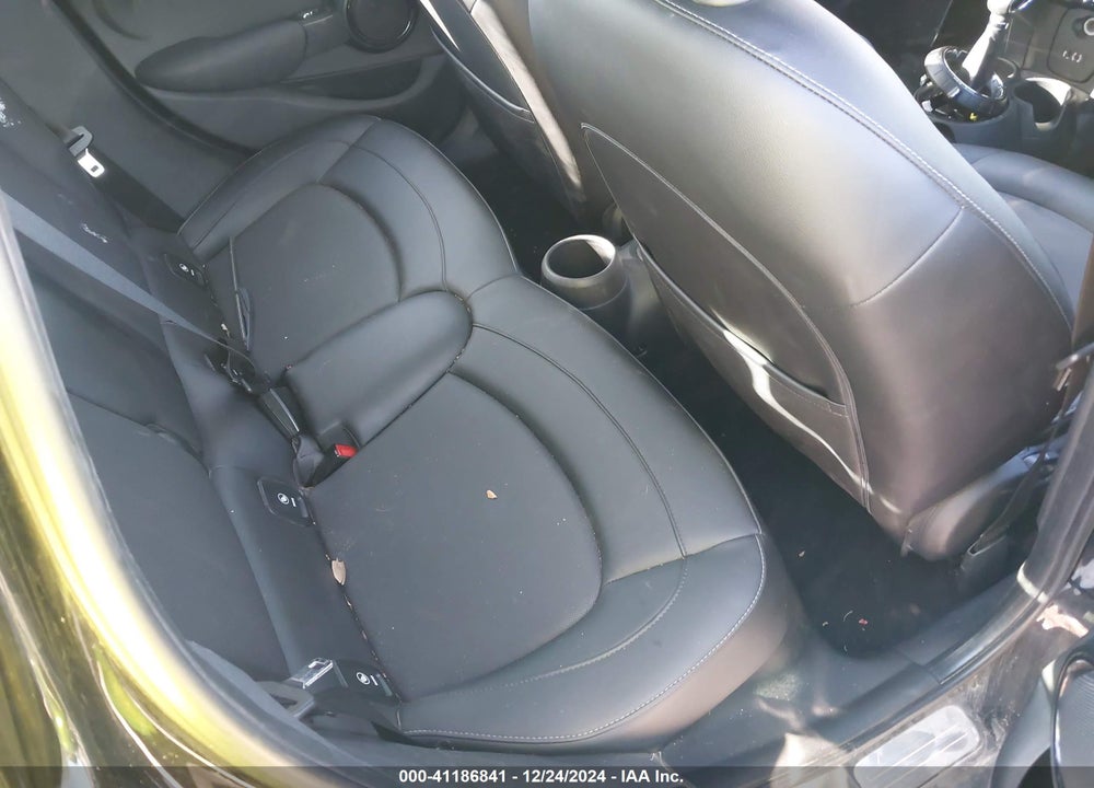2015 MINI HARDTOP VIN: WMWXS5C52FT830979