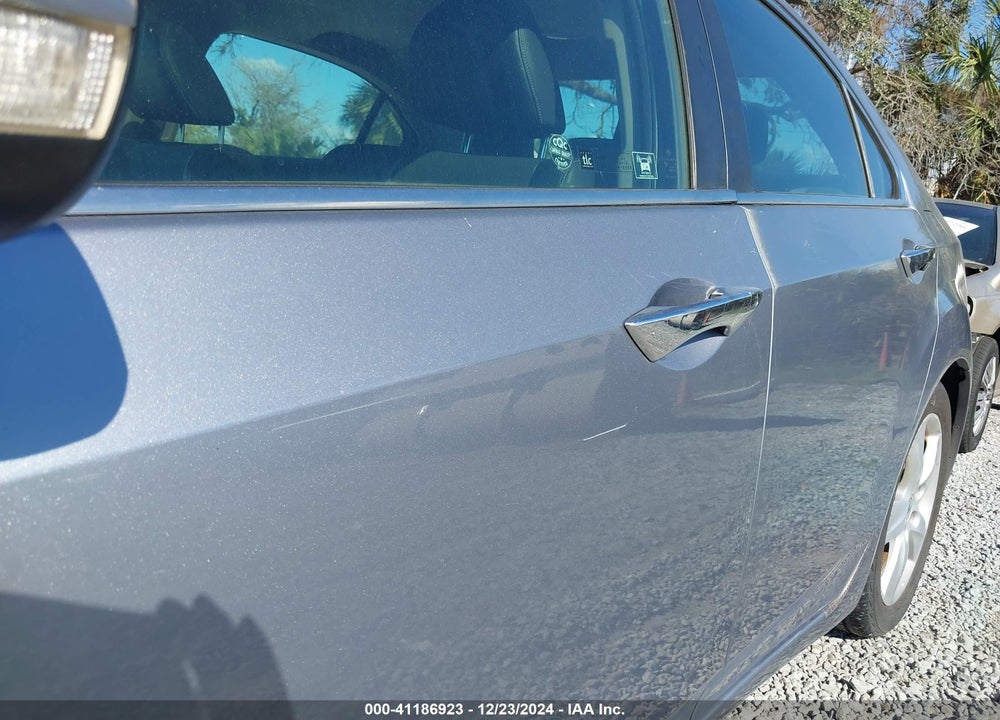 2011 ACURA TSX 2.4 VIN: JH4CU2F61BC012649