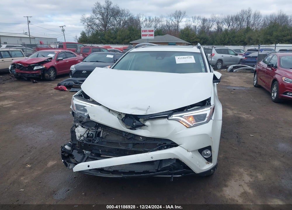 2017 TOYOTA RAV4 VIN: 2T3DFREV7HW541675