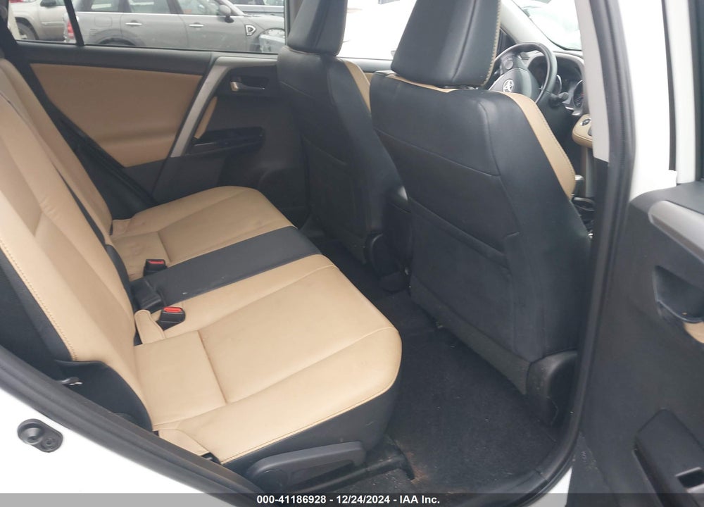 2017 TOYOTA RAV4 VIN: 2T3DFREV7HW541675