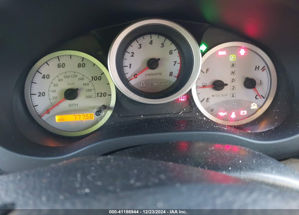 2005 TOYOTA RAV4 VIN: JTEHD20V656025581