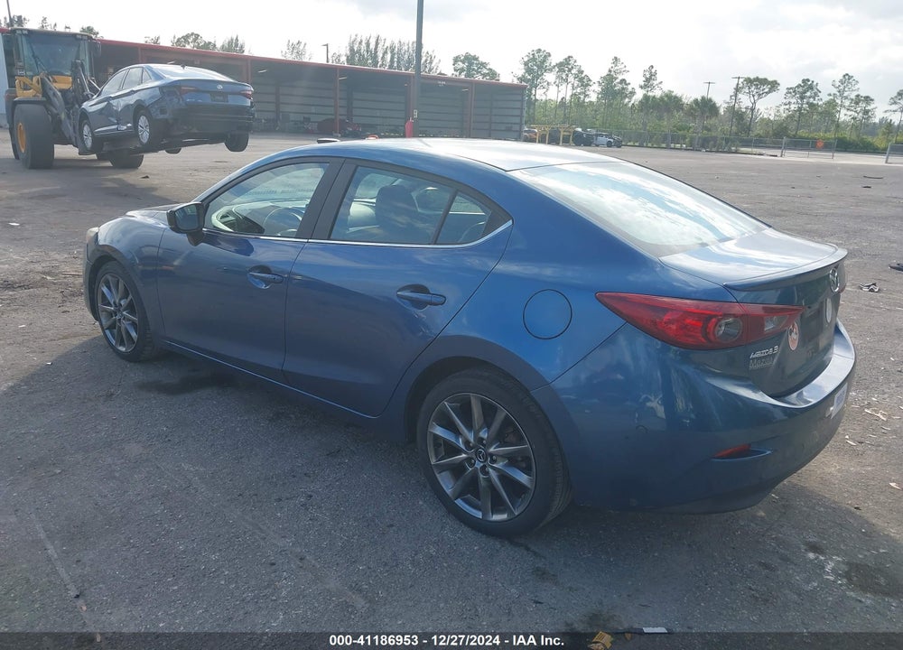 2018 MAZDA 3 TOURING VIN: 3MZBN1V38JM190712