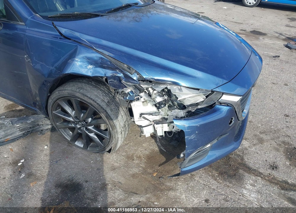 2018 MAZDA 3 TOURING VIN: 3MZBN1V38JM190712