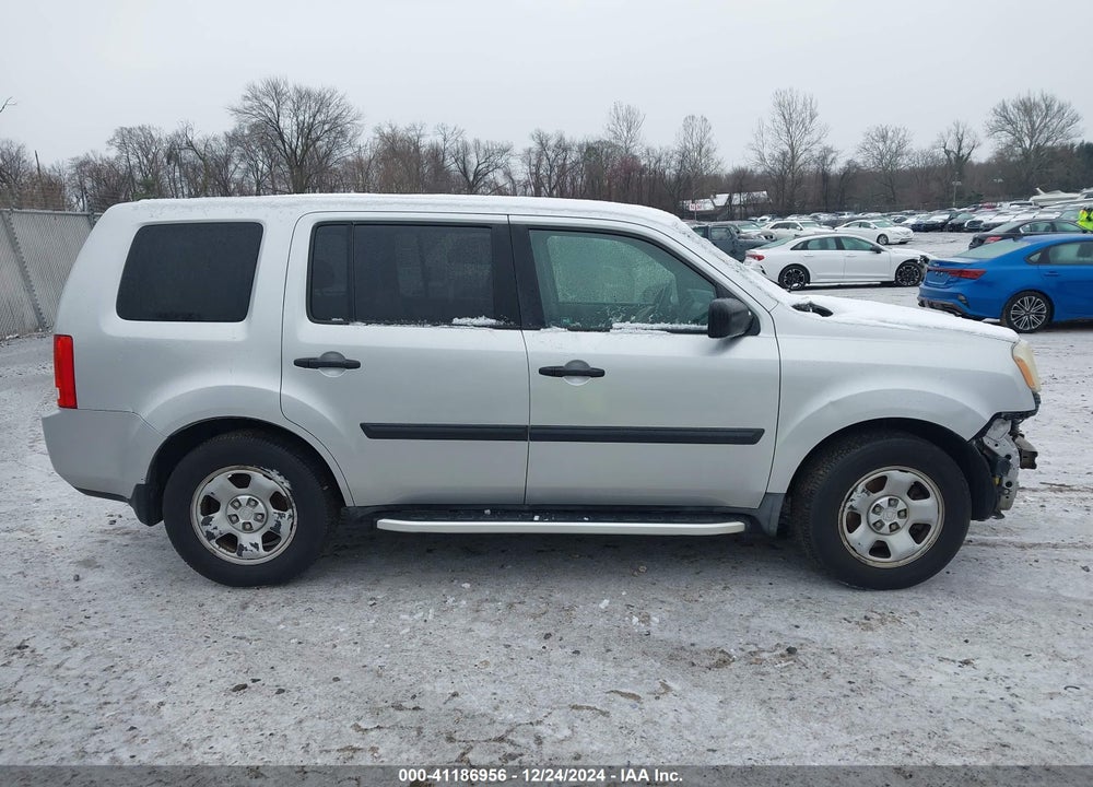 2009 HONDA PILOT LX VIN: 5FNYF48289B051615