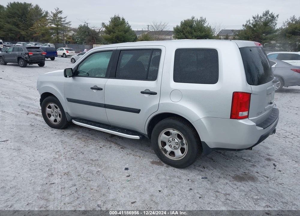 2009 HONDA PILOT LX VIN: 5FNYF48289B051615