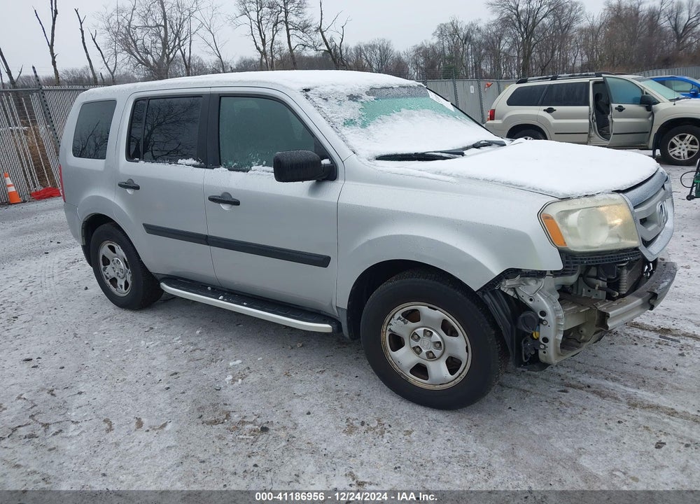 2009 HONDA PILOT LX VIN: 5FNYF48289B051615