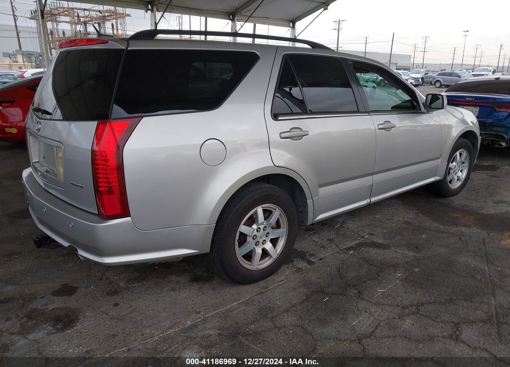 2006 CADILLAC SRX V6 VIN: 1GYEE637760110677