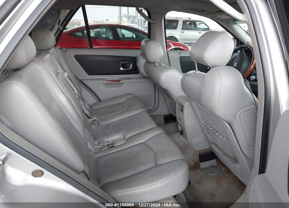 2006 CADILLAC SRX V6 VIN: 1GYEE637760110677