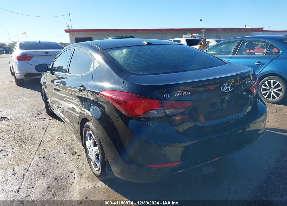 2016 HYUNDAI ELANTRA SE VIN: 5NPDH4AE9GH718798
