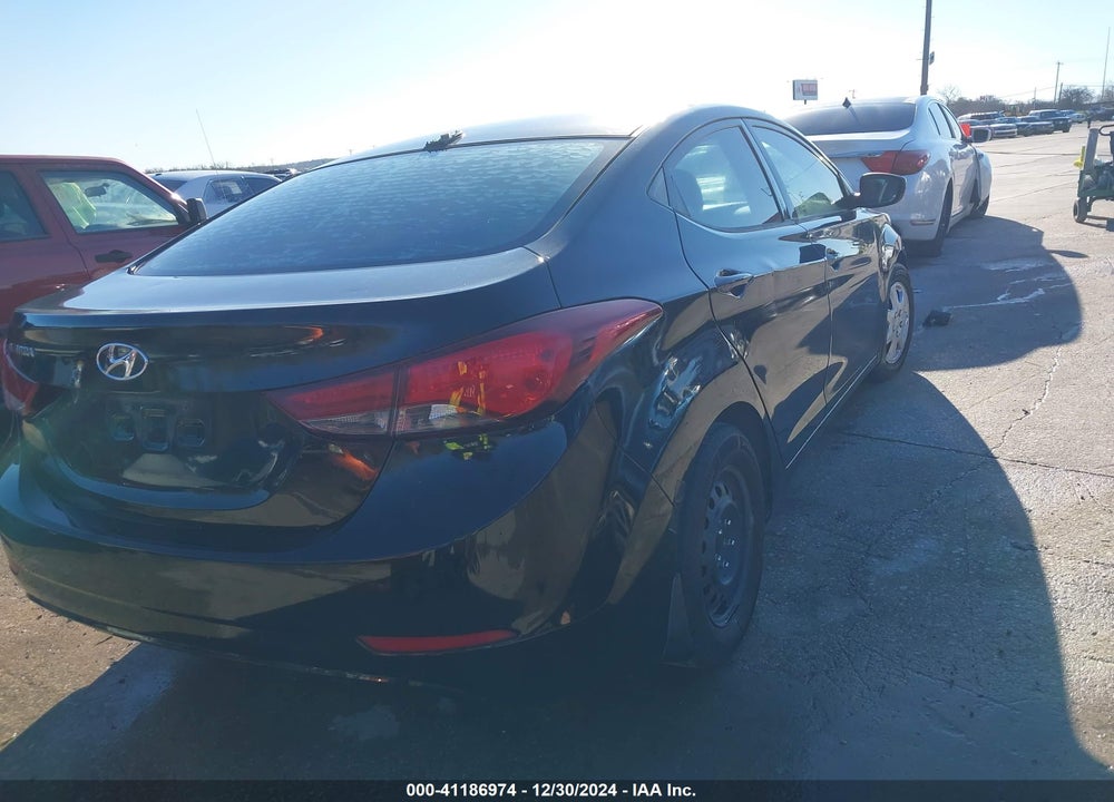 2016 HYUNDAI ELANTRA SE VIN: 5NPDH4AE9GH718798