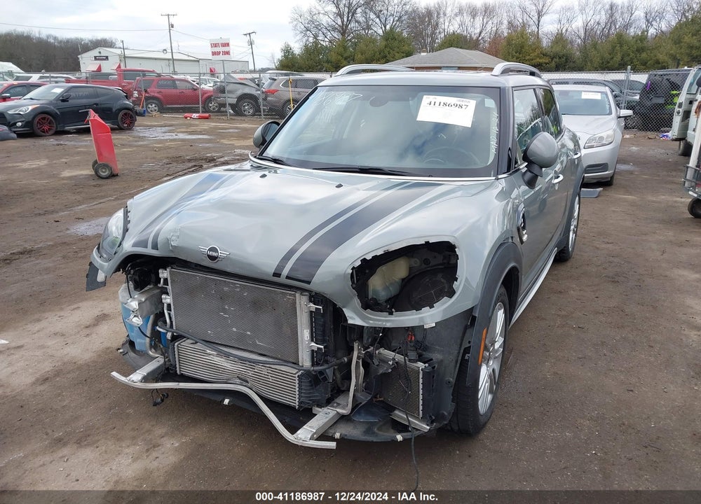 2019 MINI COUNTRYMAN COOPER S VIN: WMZYT5C59K3G93864