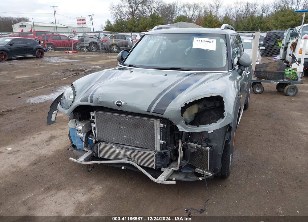 2019 MINI COUNTRYMAN COOPER S VIN: WMZYT5C59K3G93864