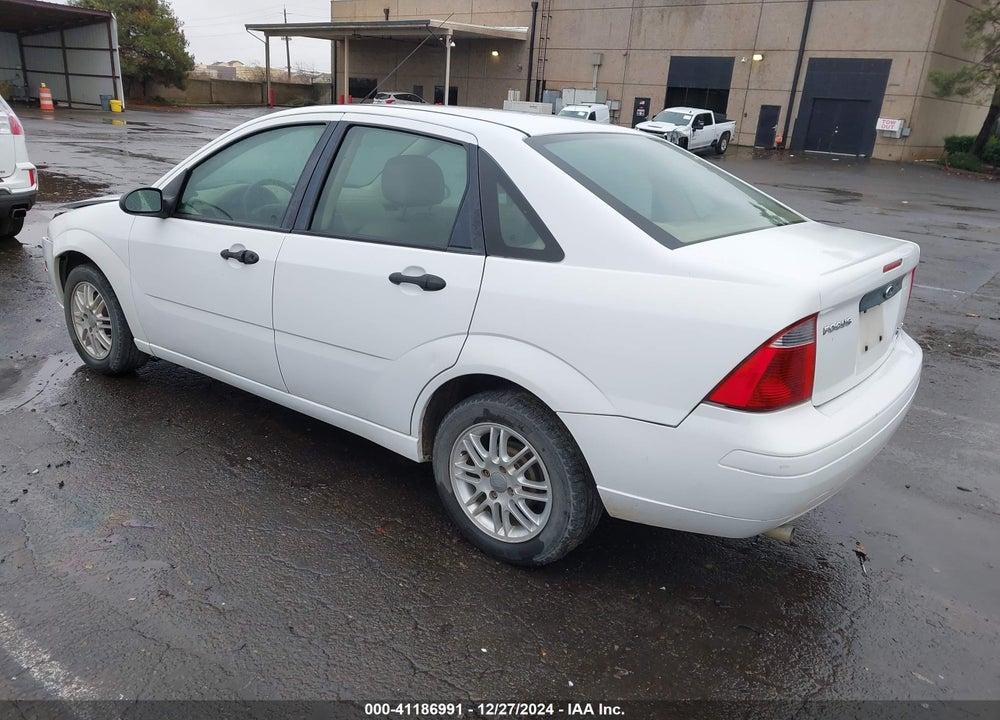 2007 FORD FOCUS S/SE/SES VIN: 1FAFP34N87W154661