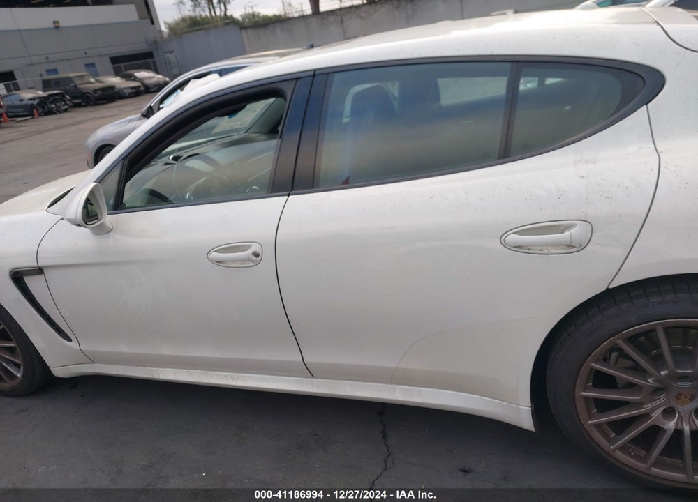 2014 PORSCHE PANAMERA 4 VIN: WP0AA2A77EL014430