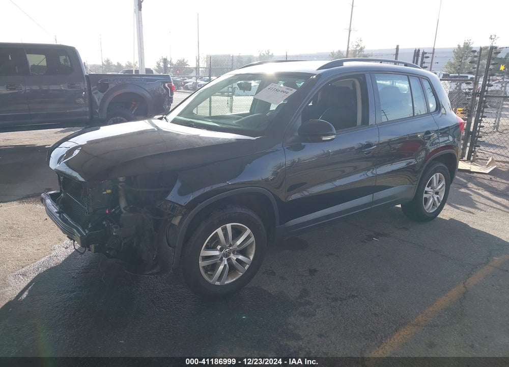 2015 VOLKSWAGEN TIGUAN S VIN: WVGAV7AX9FW550518