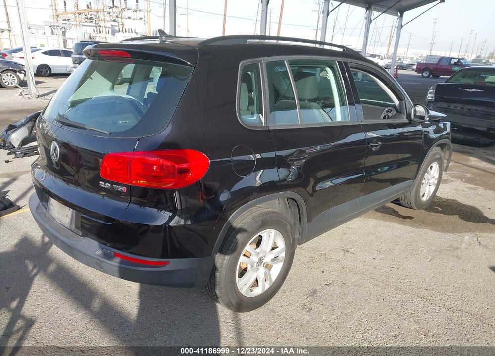 2015 VOLKSWAGEN TIGUAN S VIN: WVGAV7AX9FW550518