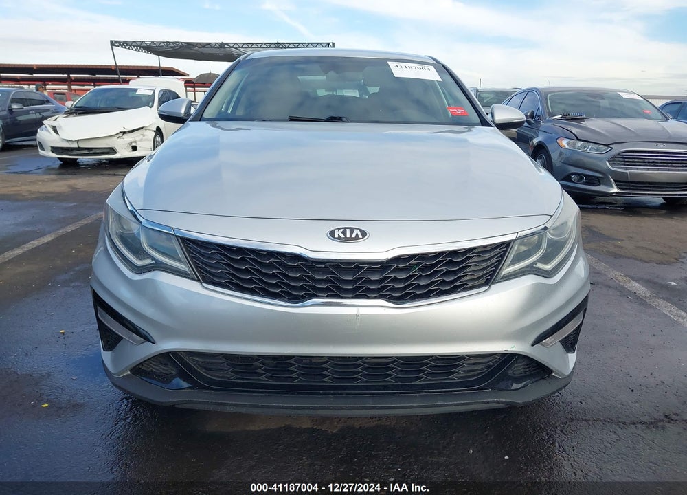 2019 KIA OPTIMA VIN: 5XXGT4L31KG354596