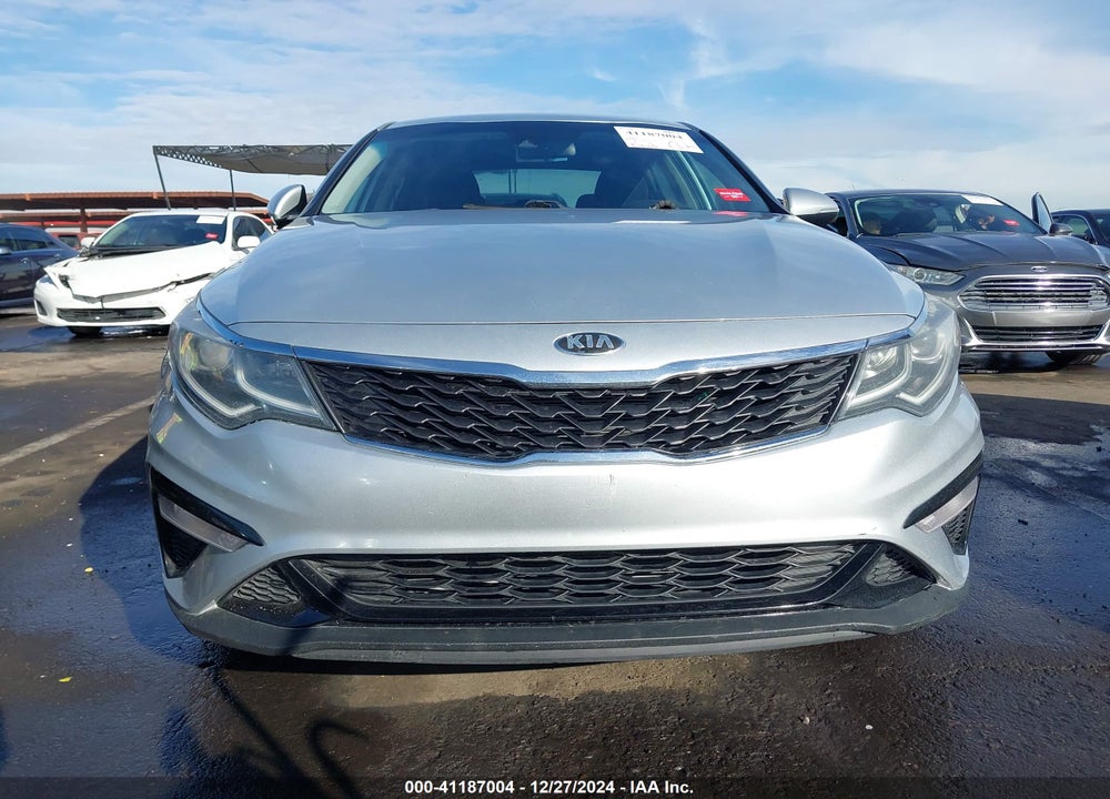 2019 KIA OPTIMA VIN: 5XXGT4L31KG354596
