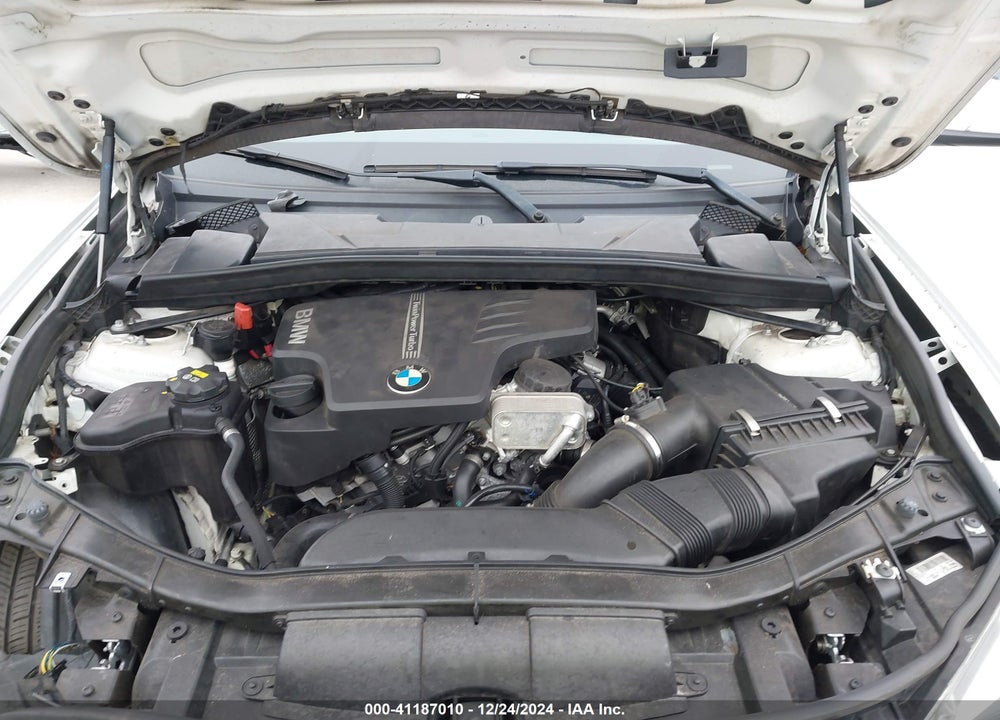 2015 BMW X1 SDRIVE28I VIN: WBAVM1C58FV318433