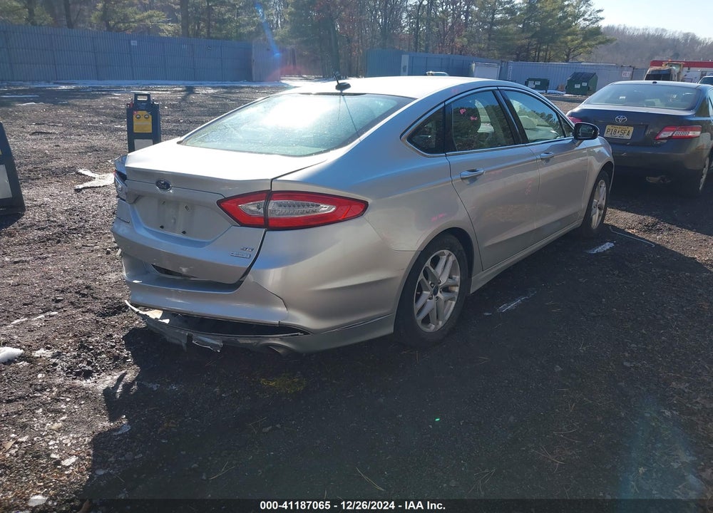 2014 FORD FUSION SE VIN: 3FA6P0HD9ER113861