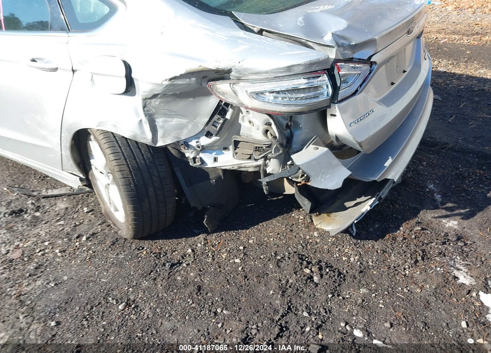 2014 FORD FUSION SE VIN: 3FA6P0HD9ER113861