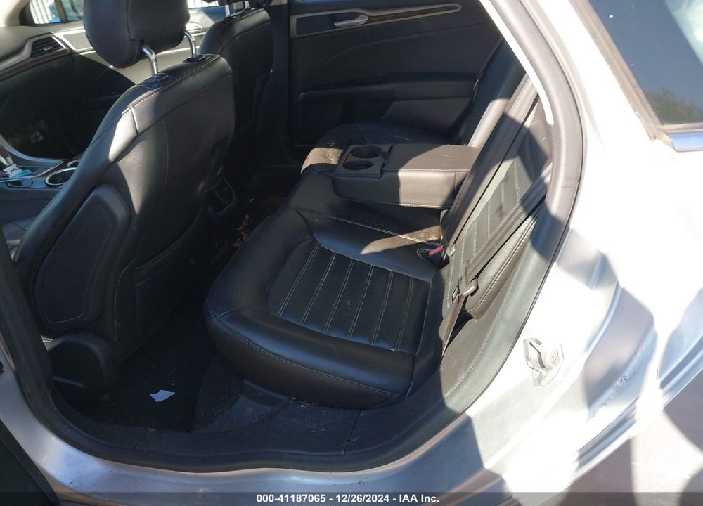2014 FORD FUSION SE VIN: 3FA6P0HD9ER113861