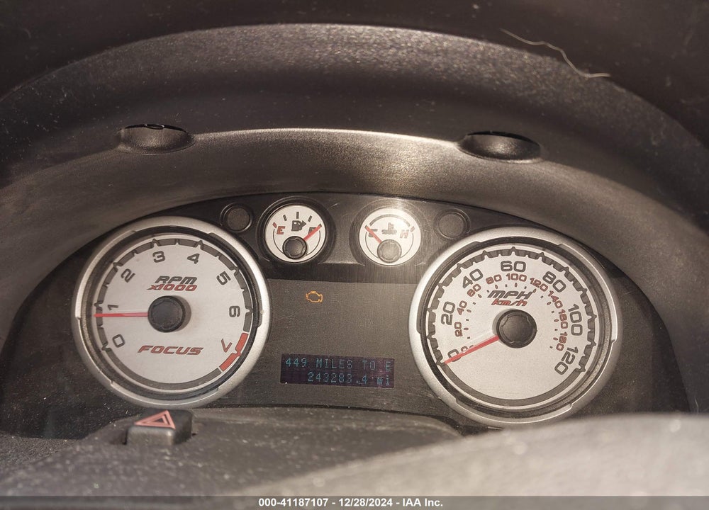 2011 FORD FOCUS SE VIN: 1FAHP3FNXBW180824