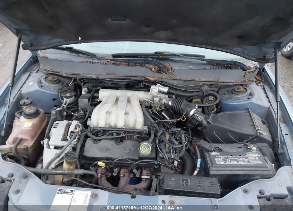 2000 FORD TAURUS SE VIN: 1FAFP53U1YG147034