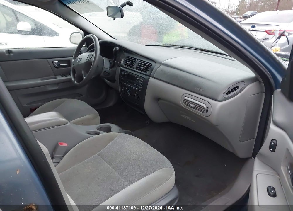 2000 FORD TAURUS SE VIN: 1FAFP53U1YG147034