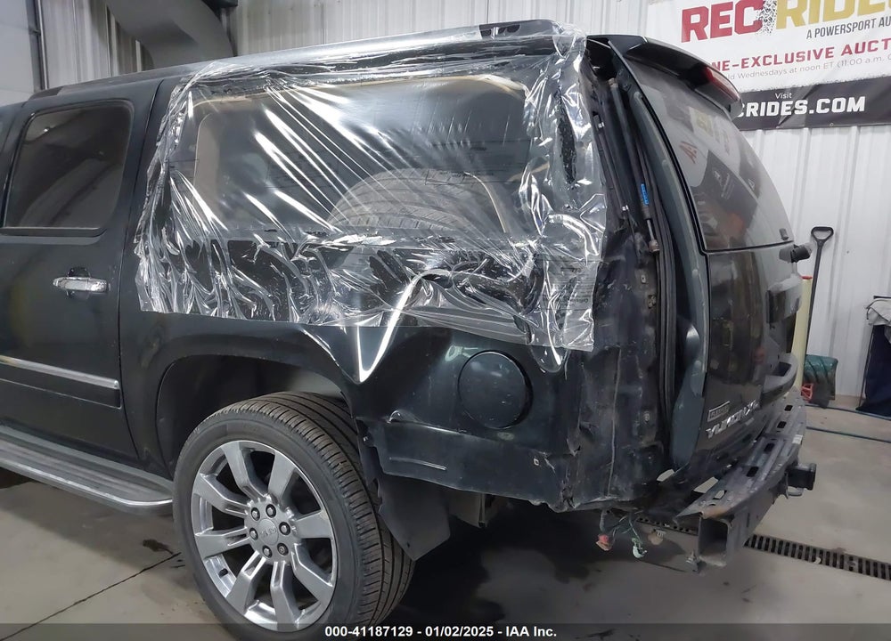 2009 GMC YUKON XL 1500 DENALI VIN: 1GKFK06299R115013