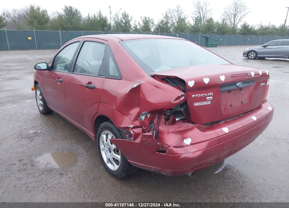 2005 FORD FOCUS ZX4 VIN: 1FAFP34N45W231538