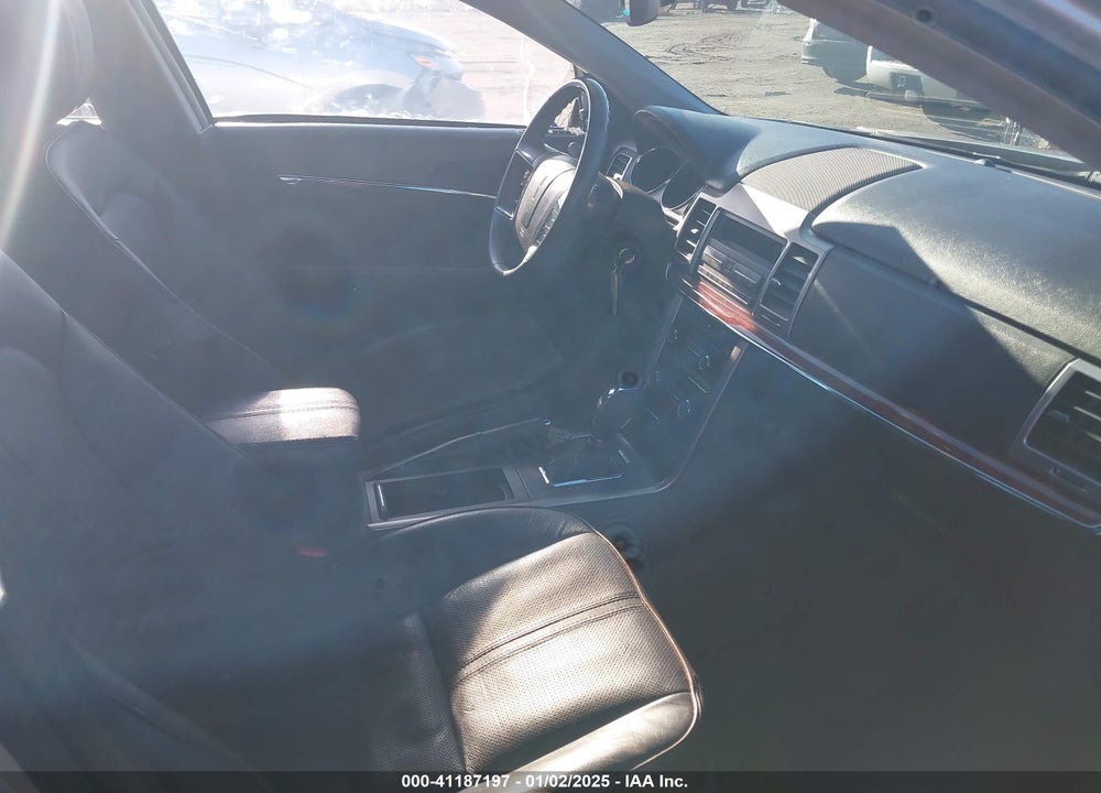 2010 LINCOLN MKZ VIN: 3LNHL2GC7AR611100
