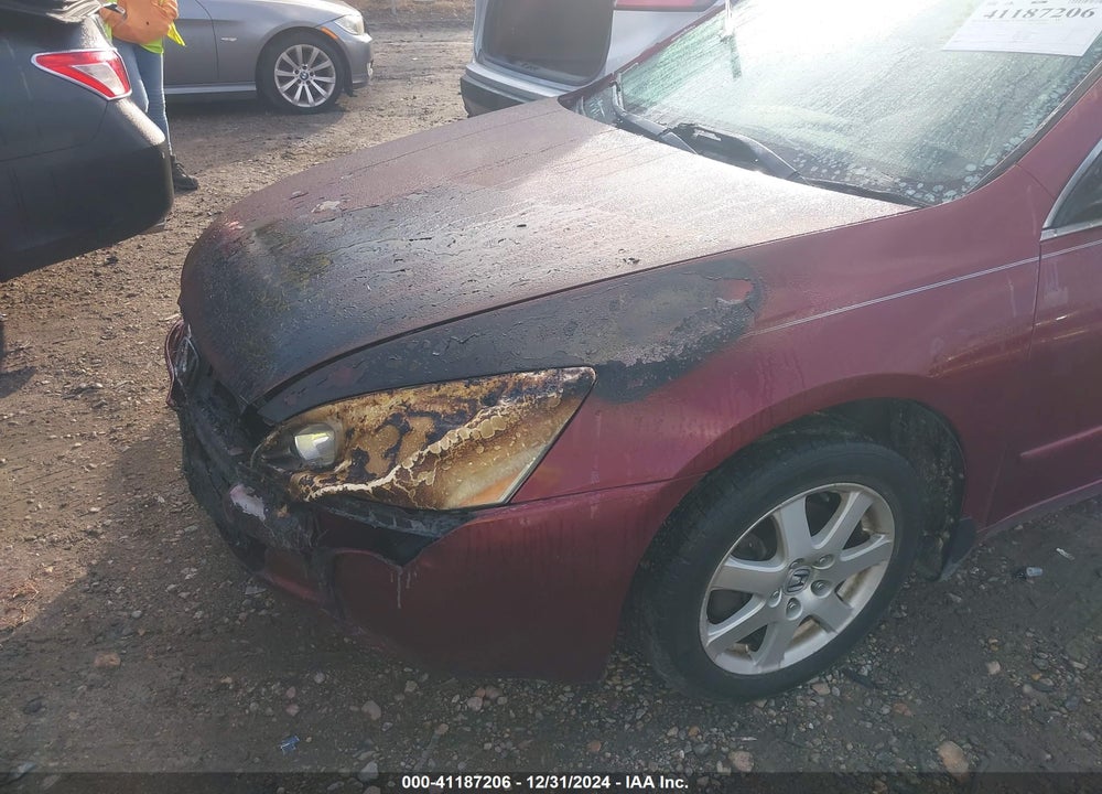2005 HONDA ACCORD 3.0 EX VIN: 1HGCM665X5A073404