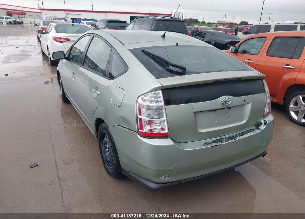 2008 TOYOTA PRIUS VIN: JTDKB20U183335313