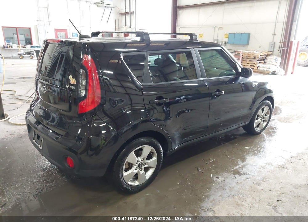 2017 KIA SOUL VIN: KNDJN2A22H7474441