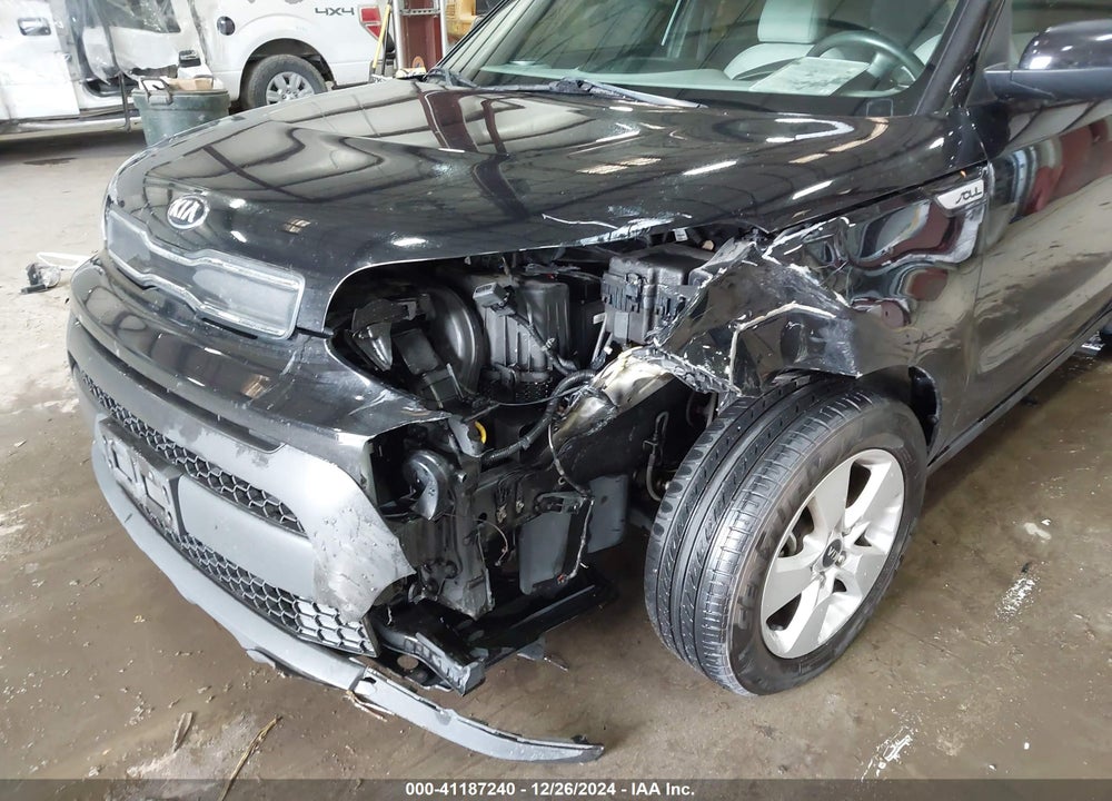 2017 KIA SOUL VIN: KNDJN2A22H7474441