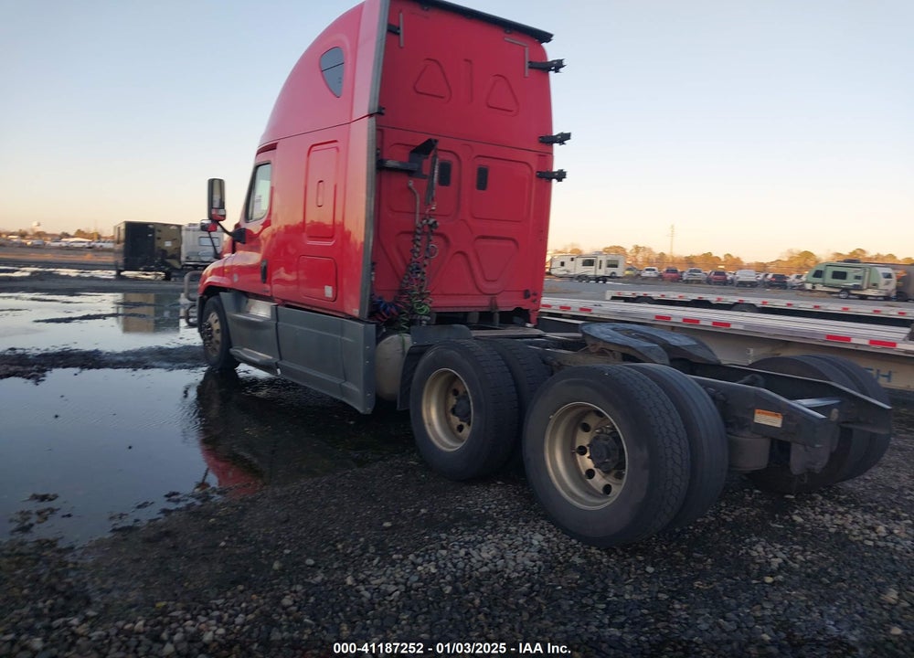 2017 FREIGHTLINER CASCADIA 125 VIN: 1FUGGLDR8HLGZ8738