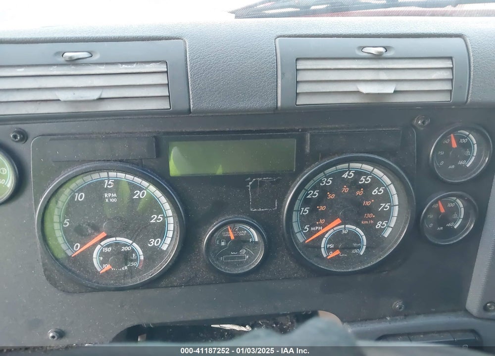 2017 FREIGHTLINER CASCADIA 125 VIN: 1FUGGLDR8HLGZ8738