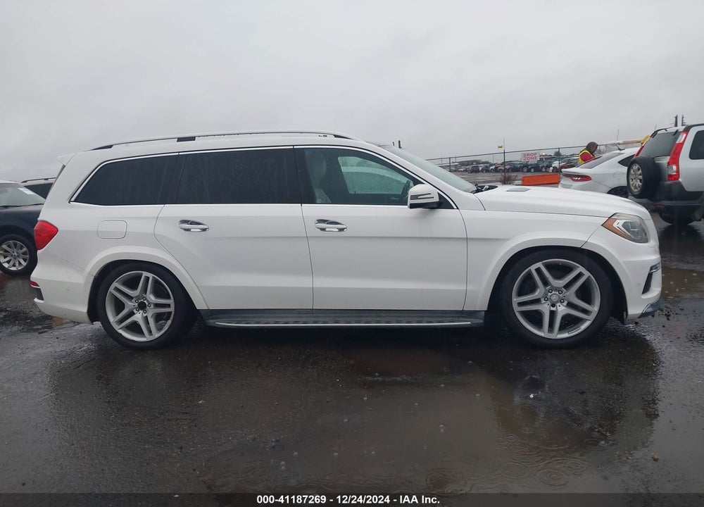2014 MERCEDES-BENZ GL 550 VIN: 4JGDF7DEXEA328392