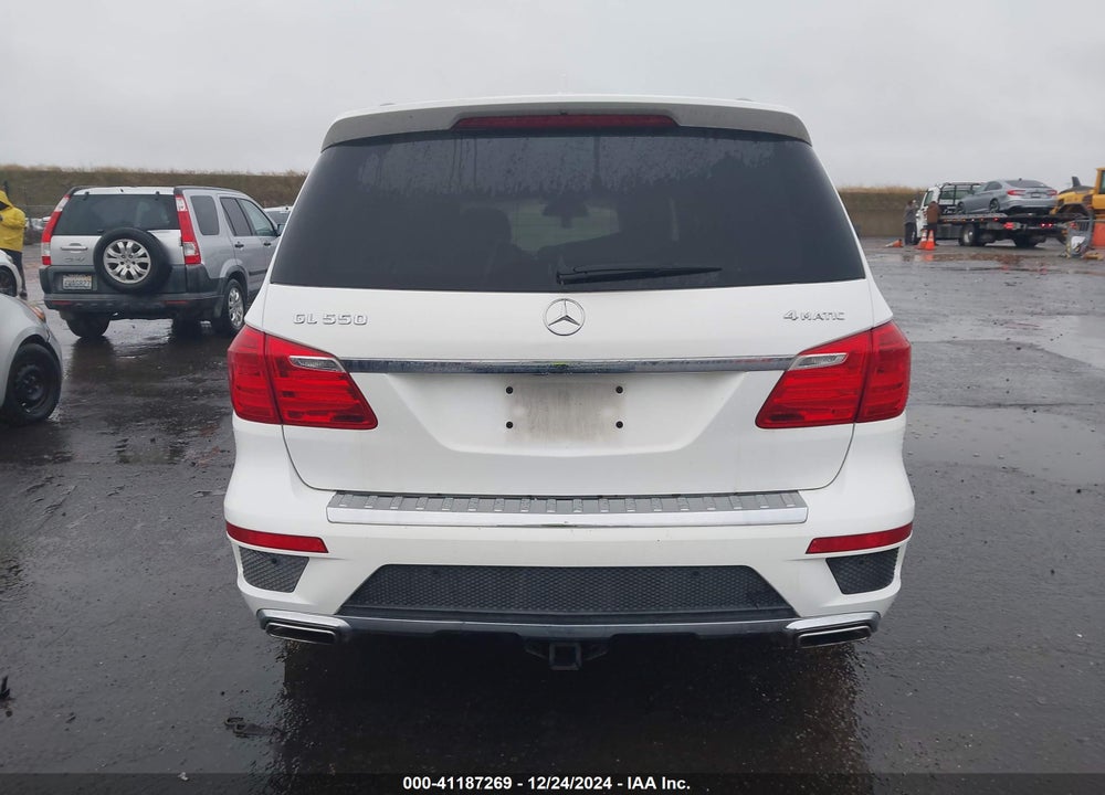 2014 MERCEDES-BENZ GL 550 VIN: 4JGDF7DEXEA328392