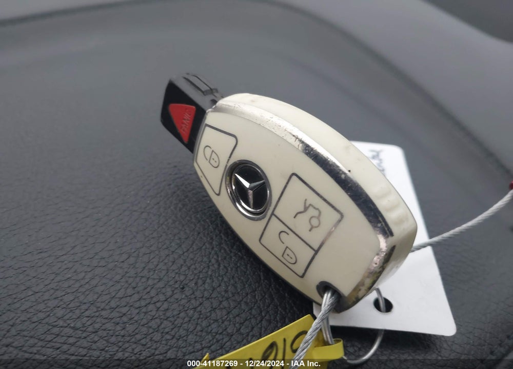 2014 MERCEDES-BENZ GL 550 VIN: 4JGDF7DEXEA328392
